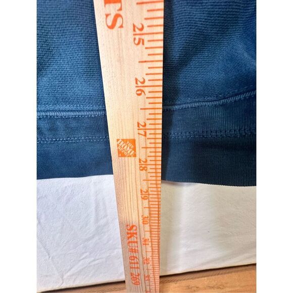 Burberry embroidered washed blue crewneck soft lightweight sweater, size Large - Picture 3 of 6